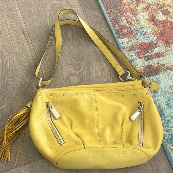 B Makouski woman's Yellow medium Leather Shoulder Bag - Picture 10 of 10